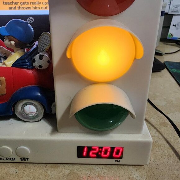 It's About Time - Traffic Light Alarm Clock - Nightlight - Boy in Car Stoplight - Picture 7 of 7